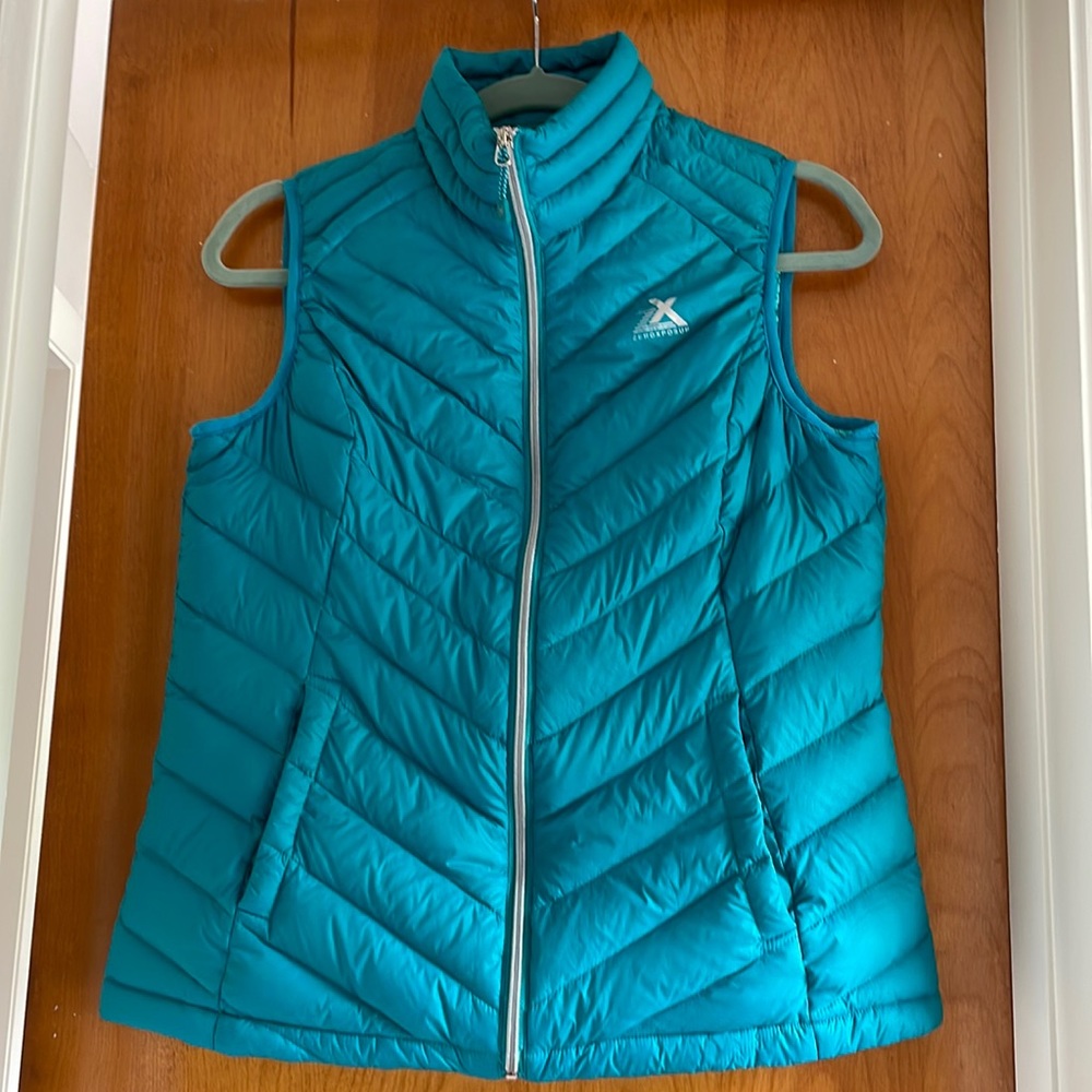 ZeroXposur Women’s Lightweight Down filled Vest